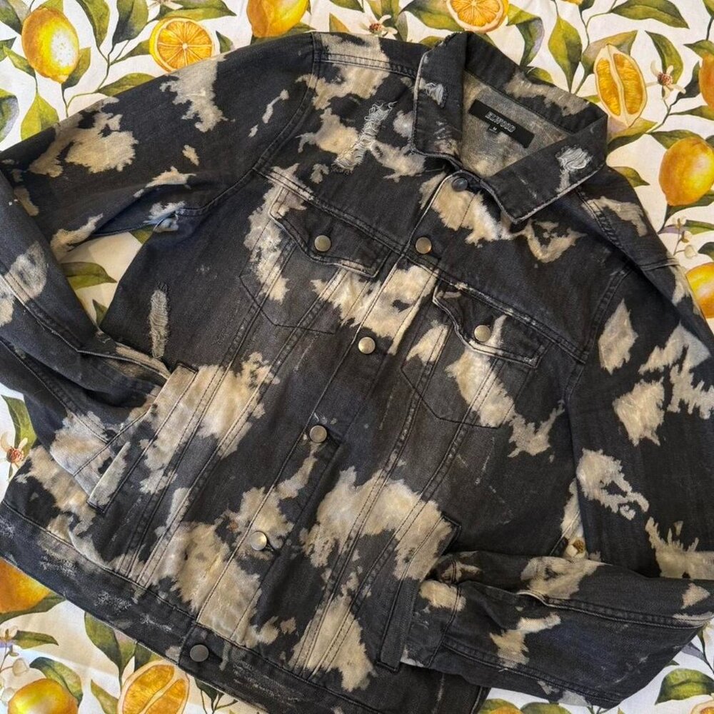 deadstock 'Elwood' (sold at Nordstrom!) denim acid wash & distressed jacket!